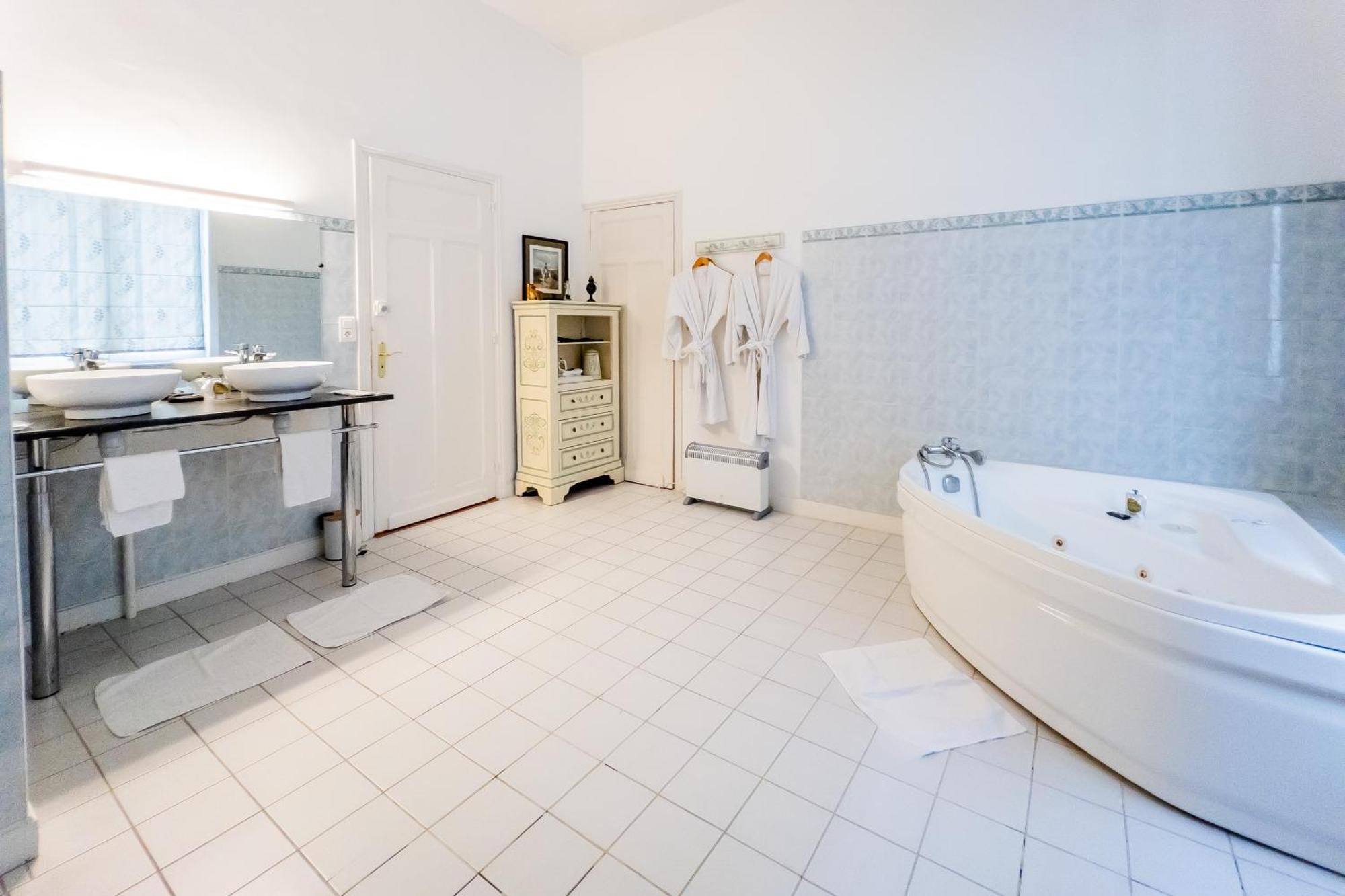 Hotel Joly Armentières Esterno foto